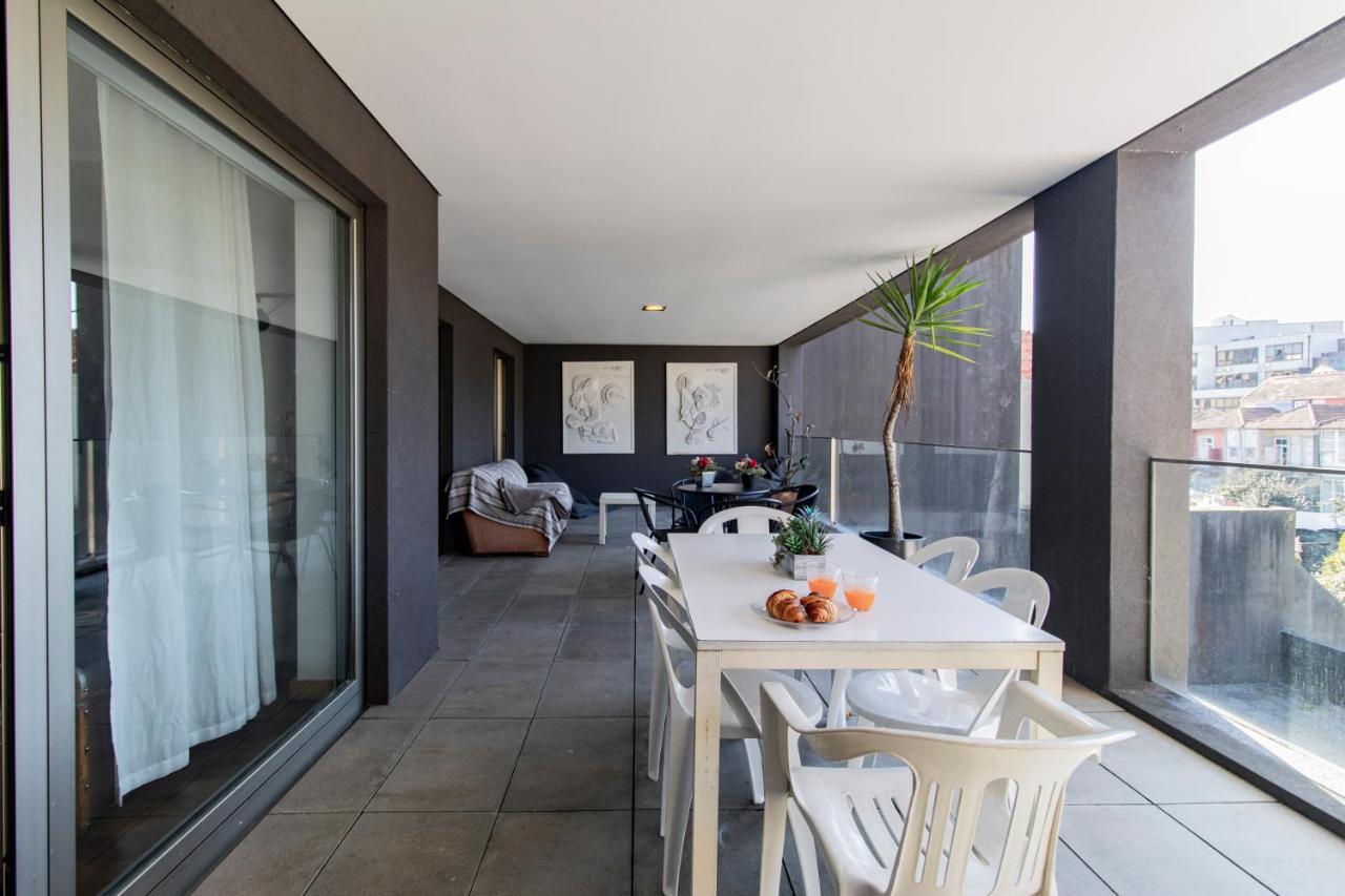 D Joao IV Apartment With Terrace By Lovelystay Porto Buitenkant foto